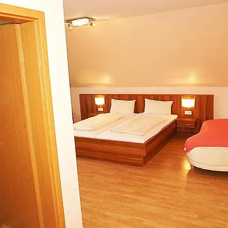 Fränkischer Lutz 3* Giebelstadt